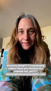Whatcha doing?!? I’m packaging orders! Have you checked the website out,  yet? https://mockingbirdmarketandgifts.com/collections/all  #smallbusinessbigdreams #momlife #metalart #orders #eBay #ebayseller ...