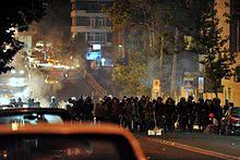 A demonstrációt a jobboldali néppárt és a ciudadanos szervezte, így tiltakozva pedro sanchez miniszterelnök elképzelése ellen. 2009 Iranian Presidential Election Protests Wikipedia