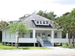 Viele House Built In 1912 Now Located On The Campus Of The Old Davie School Historical Museum Davie Fl Pioneer House House Built Historic Homes