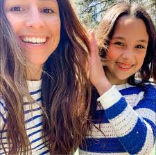 What are recommendations for custom cabinetry in the Valley?