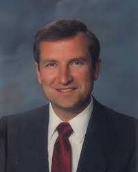 Eric Ohmit's Instagram, Twitter & Facebook