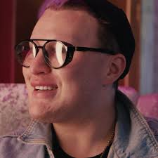 Check out our new drag documentary with Netflix,  https://youtu.be/MddilSDv7Po