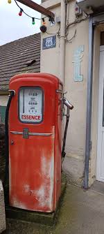 Deux jolies d&eacute;couvertes. La premi&egrave;re les carri&egrave;res de Saint ...