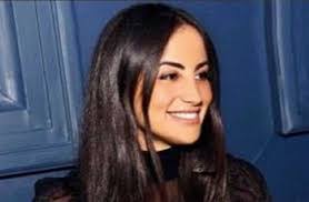 Larissa Botti's Instagram, Twitter & Facebook