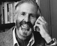 Sir Kenneth Clucas obituary