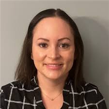 Elizabeth DeVito focuses