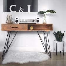 15 differentes installations inspirantes de table tournante pour les amateurs de disques en vinyle joli joli design diy sofa table entry tables diy sofa