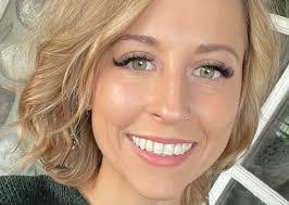 Amanda Alston's Instagram, Twitter & Facebook