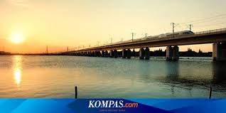 Mayoritas jembatan terpanjang di dunia banyak ditemukan di china karena ledakan populasinya. Membentang Hingga Ratusan Kilometer Ini 7 Jembatan Terpanjang Di Dunia Halaman All Kompas Com