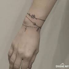 Tattoo Artist By Rita Razminaite Tattoodesignswrist Tattoos Ideen Manner Blumen Furfrauen Schone Armreifen Tattoo Tatowierungen Tattoo Ideen