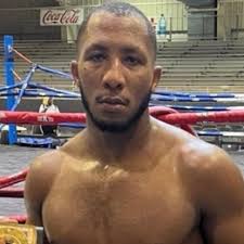 Charles Dale vs. Dionardo Minor, Country Box