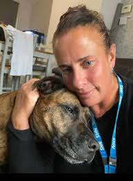 This is so painful. I don't want to get out of bed and I force myself as I  have to take out my other dog Lexie . All I been doing in