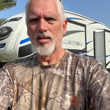 What are the costs and time required to repair a 2006 RV's roof issues?