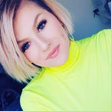 Mandy Lichtenstein's Instagram, Twitter & Facebook