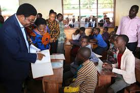 Image result for picha ya MAJALIWA ATEMBELEA KAMBI YA WAKIMBIZI YA NDUTA WILAYANI KIBONDO