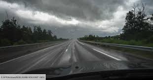 Les services de météo france ont placé le département de l'yonne en vigilance jaune puis orange pour les orages ce dimanche 27 juin. La Vigilance Orange Pluie Inondation Levee Dans L Est Geo Fr