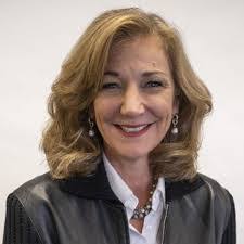 Diana Mccool's Instagram, Twitter & Facebook