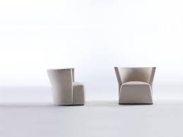 Arko Lounge Chair Is Ideal Product To Decorate Sophisticated Style Commercial Or Residential Interiors Th Vintage Lounge Chair Cream Upholstery Cool Furniture