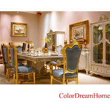 İstikbal'in yeni çıkarmış olduğu bu model sayesinde yemek odanıza girdiğiniz zaman adeta kendinizi kraliçeler gibi hissedeceksiniz. Villa Saray Mobilya Altin Kaplama Barok Tarzi Kraliyet Mobilya Yemek Takimi Kullanarak 8 Kisi Yemek Masasi Buy Kullanarak 8 Kisi Yemek Tablo Yeni Tarzi Yemek Masasi Seti Kraliyet Yemek Odasi Mobilya Setleri Product On