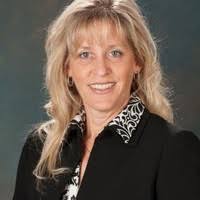 600+ "Dee Dee" profiles