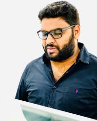 నా స్నేహితుడు మనోజ్,ఇటీవల ఎంవిపి మరియు సీతమ్మధార పరిసర ప్రాంతాలలో “ఆహార్”  హోటల్ ను మూడు బ్రాంచీలుగా ప్రారంభించడం జరిగింది.మిత్రుడు ...