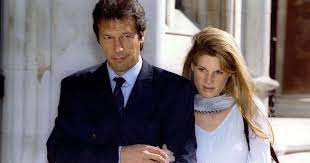 Here, in an exclusive account, she tells how she journeyed from the glamorous society of london to the austere religion of lahore. Have You Ever Cried Badly For Imran Khan Jemima Left Stunned At A Pakistani S Question