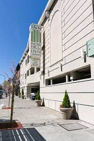 Nob hill motor inn offers spacious guest rooms equipped with a satellite tv, a refrigerator and a microwave. Nob Hill Motor Inn San Francisco Aktualisierte Preise Fur 2021