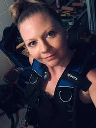 Retired scuba instructor returns to diving at 76