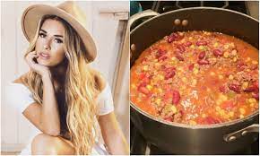 Warm Up With A Bowl Of Jessie James Decker S Chill E Sounds Like Nashville