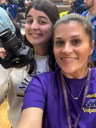 A big shout out to everyone who brought desserts to be auctioned off.  Sorry, I did not get a list of everyone who did, but the Lassies truly  appreciate you. We once