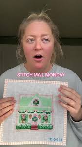 Needlepoint Queen Elizabeth Postsge Stamp