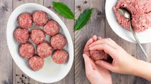 Sos burger dan daging atau ayamnya juga berlainan sedapnya. Selain Buat Burger Ini 5 Cara Enak Memasak Daging Sapi Giling Kata Para Chef Kumparan Com