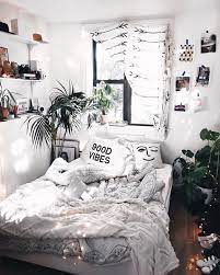 Cozy Bedroom Ideas Bedroom Decor Ideas For Teens Small And Warm Cozy Bedroom Ideas Diy Cozy Bedroom Decor Boho Bedroom Design Apartment Decor Bedroom Decor
