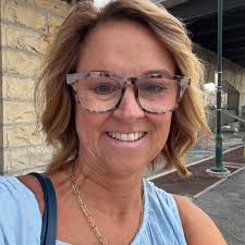 Happy birthday to my wonderful wife Kara. I truly would not be here today  without your support, love and encouragement.