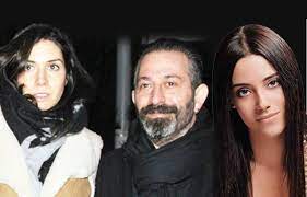 Delibal filmi gala gecesi görüntüleri baş rol oyuncuları çağatay ulusoy ve leyla lydia tuğutlu röportajları cansu dere, ahu. Ahu Yagtu Ve Cansu Dere Markette Pisti Oldu