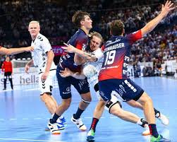 B's column indicates number of bookmakers offering bundesliga betting odds on a. Ergebnisse Tabelle Und Torschutzen Handball Bundesliga Kiel Schlagt Flensburg Melsungen Mit Reaktion Gegen Magdeburg