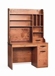 Wie sie bei den kriterien nun studieren konnten, kann das produkt auf amazon gekauft werden. Schreibtisch Pirat Mit Aufsatz Braun