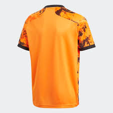 Yes, it looks like a halloween outfit. Adidas Juventus 20 21 Third Jersey Orange Adidas Us