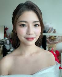 ROM Makeover Professional Hair & Make up artist based in Singapore Book Now  :+65 91095210 ☎️ H&M By :Elsa Yan Make up Instagram:  https://www.instagram.com/elsayan_makeup/ FB Page :  https://www.facebook.com/ElsaYan84/ . . . . . . . #