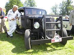 During this time, whiskey trade was illegal, so people delivered their bootleg whiskey secretly by driving at high speeds to evade the police. Stock Car Racing Wikipedia