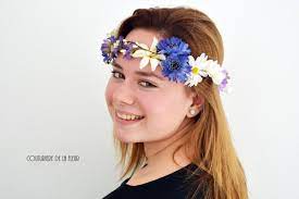 Mariage Jolies Couronnes De Mariee Et De Demoiselles D Honneur Couronnes Fleuries A Vendre Couturiere De La Fleur Fleuriste Mariage Montpellier Couronne De Mariee Couronne De Fleurs Mariage Accessoire Coiffure
