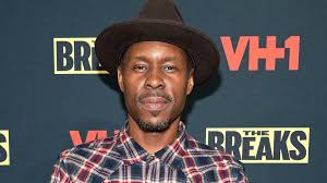 In 2001he married rebekah harris and together they welcomed two children. Wood Harris Wiki Biography Brother Net Worth Wife Height