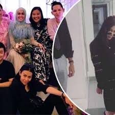 Abu bakar merupakan ayah dari aisyah yang merupakan istri nabi muhammad saw. Gelagat Lucu Sharifah Sakinah Di Majlis Pertunangan Elfira Loy Buat Netizen Pecah Perut