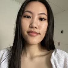 Victoria Bui's Instagram, Twitter & Facebook