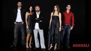Dizinin sona ermesinin ardından yine 2008 yılında tayfun güneyer tarafından yapılan ve adnan güler tarafından yönetilen adanalı dizisinde rol almaya başladı. Tv Time Adanali S03e05 75 Bolum Tvshow Time