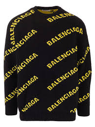 Ein gucci pullover für 1.000€ ?| shopping vlog eskalation bei balenciaga | mahan. Balenciaga Pullover In Black With All Over Logo Knitwear 581027t14731075