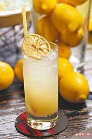 時尚聯名 下午茶 顏色香氣做文章 蘋果日報 glass of milk food milk