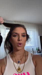 I always forget to end my transitions properly oh well i look good 💖 #fyp  #foryou #betterdaya polog #neiked