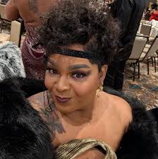 A circulating video shows ex-NFL player Zac Stacy brutally attacking a  woman by slamming and punching her.