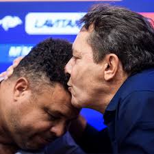 Pedrinho revela 'estado de choque' de Ronaldo em bastidores da venda do  Cruzeiro